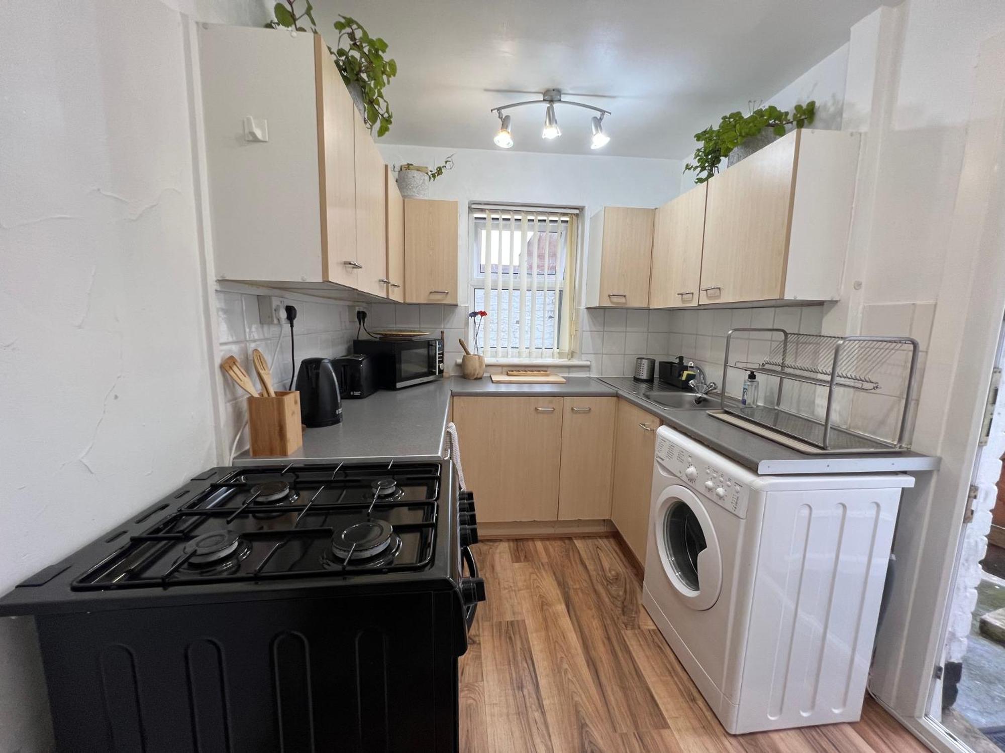 2025 Award Winner Liverpool Ivy House - 4 Bedrooms Exterior photo